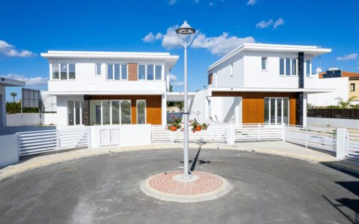 3 Bedroom Villa for Sale in Larnaca, Cyprus